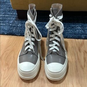 Women's Gray High-Top Sneakers